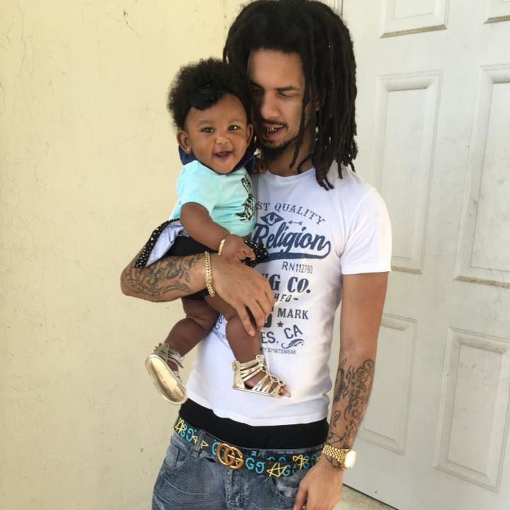 Meet your Posher, Christopher